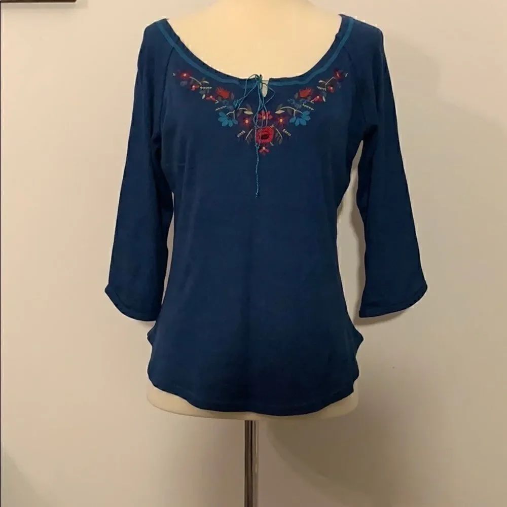 Carol Little PM tee 